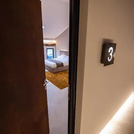 팜스테이 Relais Chiarene 노벨로