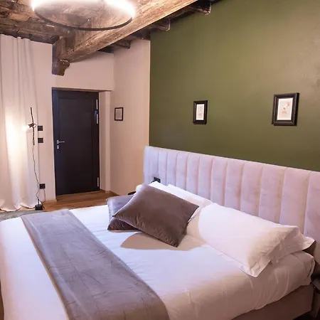 Relais Chiarene 农家乐 *