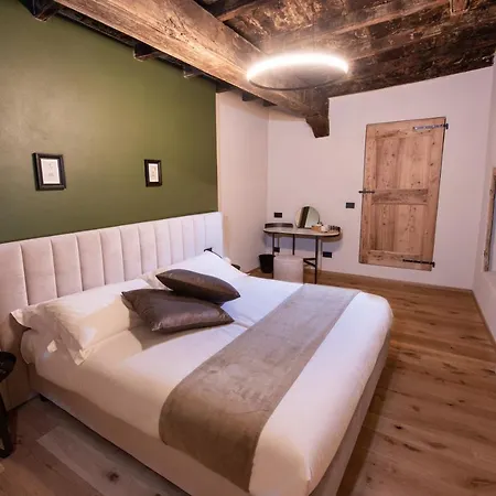 Relais Chiarene 팜스테이 *