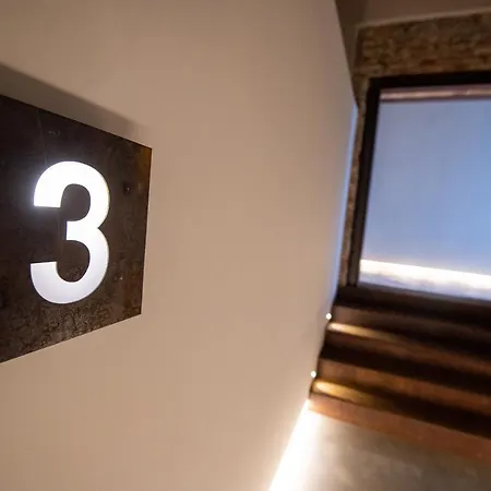 农家乐 Relais Chiarene *