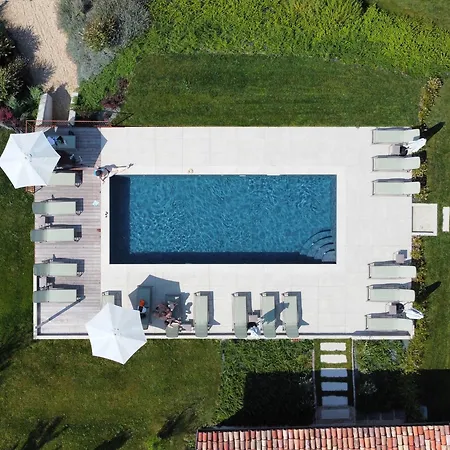 팜스테이 Relais Chiarene 노벨로